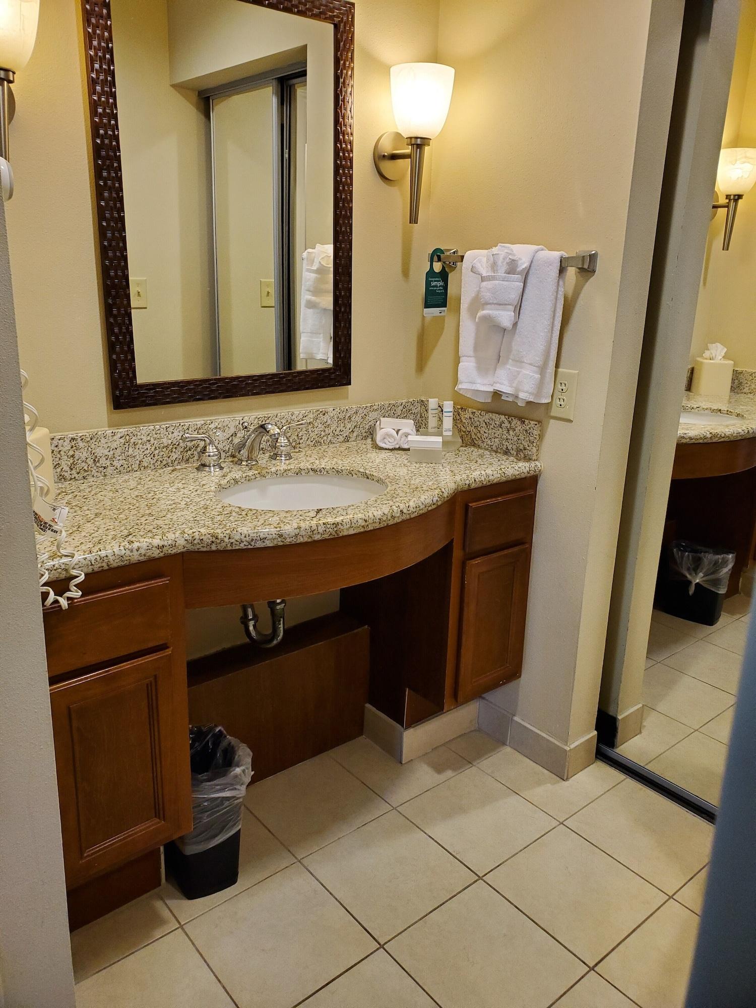 Homewood Suites Laredo At Mall Del Norte Exterior foto