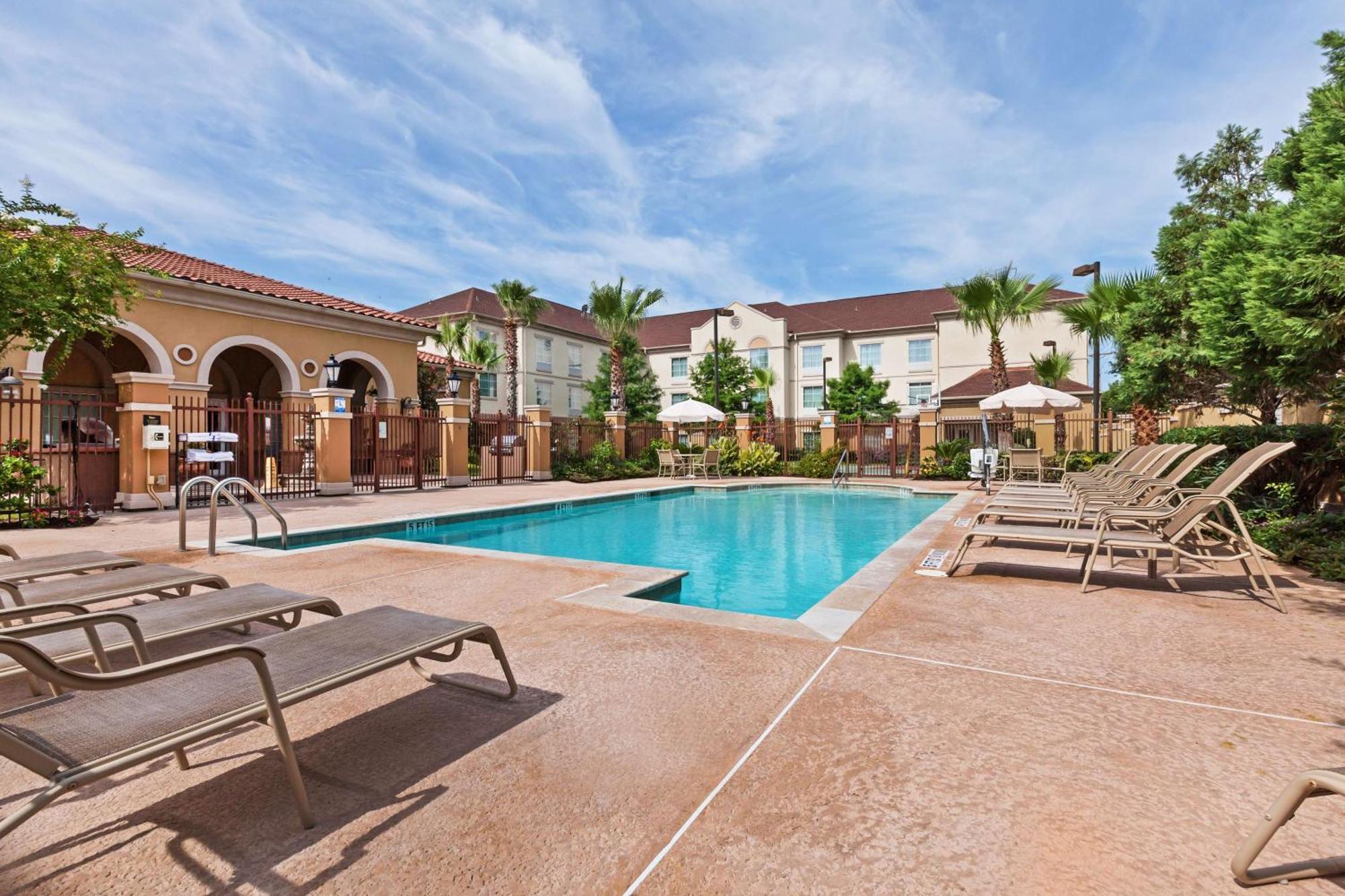 Homewood Suites Laredo At Mall Del Norte Exterior foto